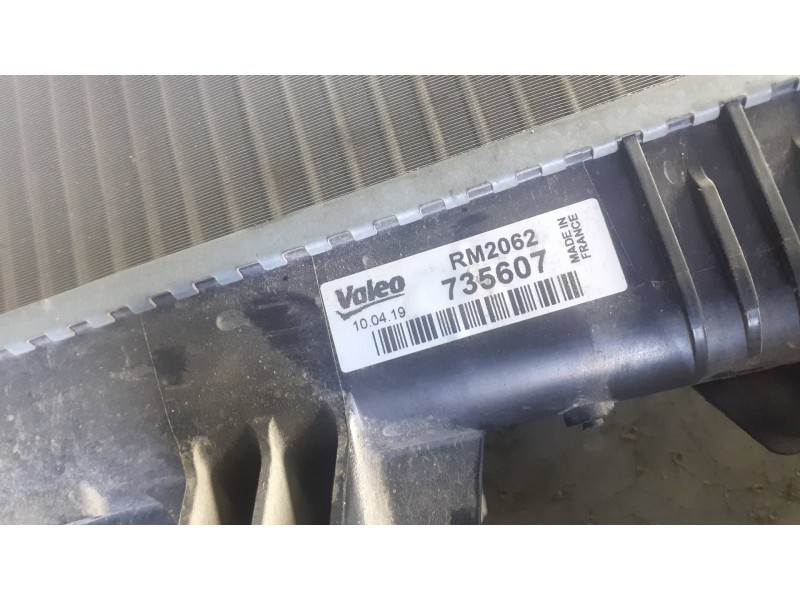 Recambio de radiador agua para renault megane iii coupe referencia OEM IAM 735607 RM2062 VALEO