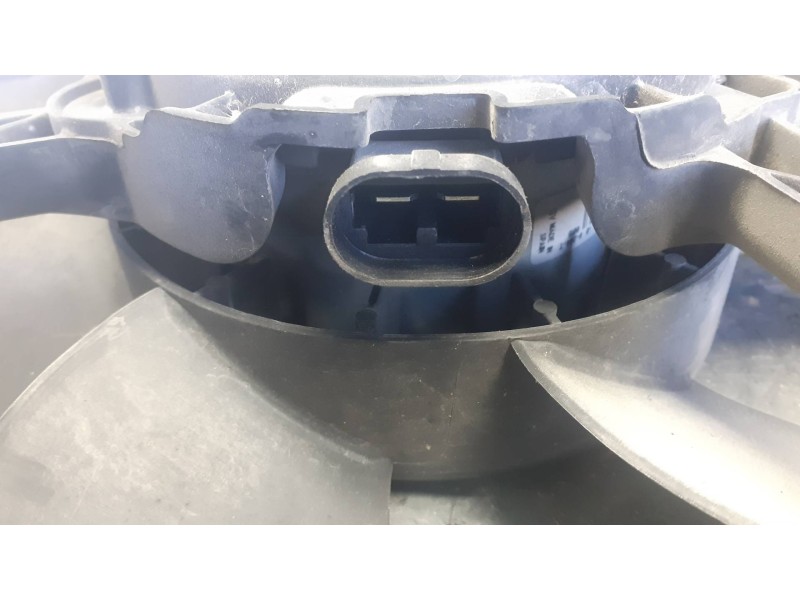 Recambio de electroventilador para renault megane iii coupe referencia OEM IAM 214812415R MM11153 FS2031