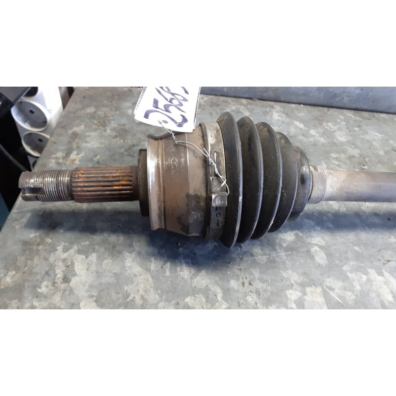 Recambio de transmision delantera derecha para fiat stilo (192) 1.9 120 dynamic multijet referencia OEM IAM 1600014929 630610203