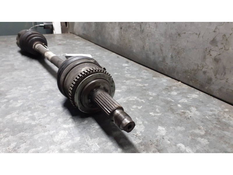 Recambio de transmision delantera izquierda para hyundai i10 referencia OEM IAM 495000X100  