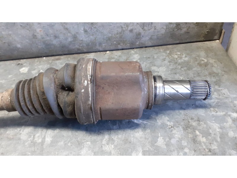 Recambio de transmision delantera izquierda para dacia lodgy referencia OEM IAM 391014021R 6083395 