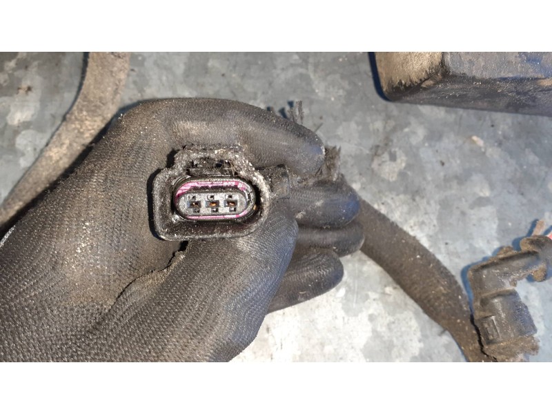 Recambio de cremallera direccion para volkswagen touran (5t1) referencia OEM IAM   