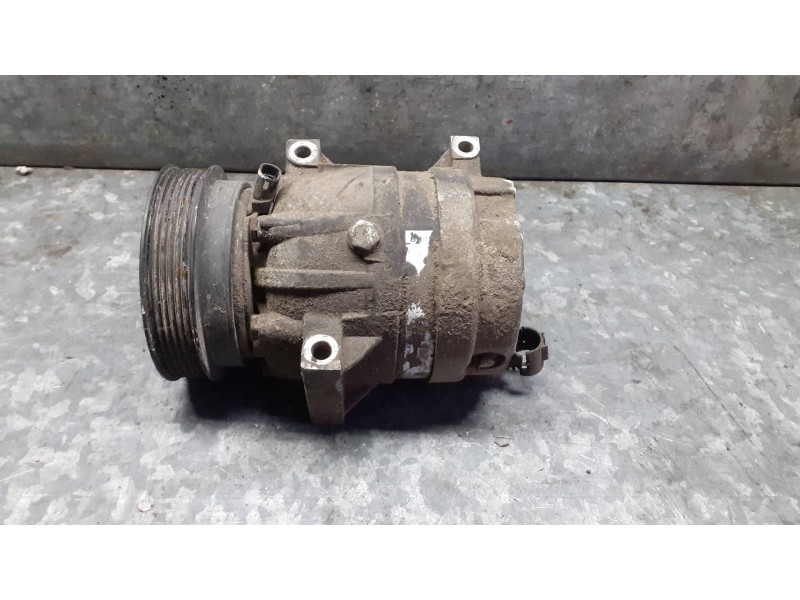 Recambio de compresor aire acondicionado para renault megane i classic (la0) referencia OEM IAM 7700103536 5289 