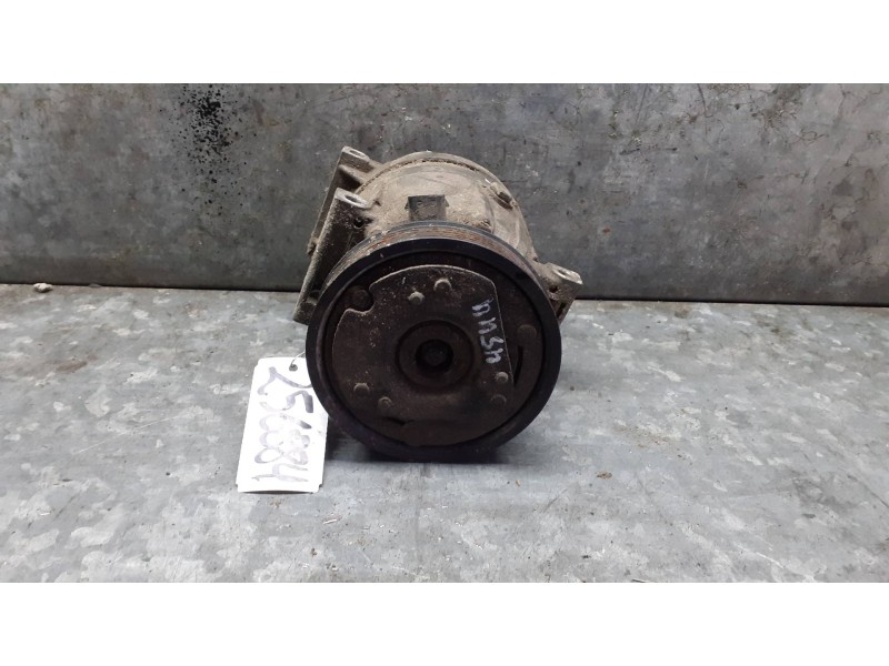 Recambio de compresor aire acondicionado para renault megane i classic (la0) referencia OEM IAM 7700103536 5289 