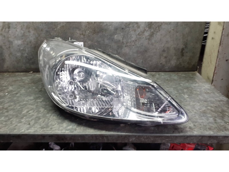 Recambio de faro derecho para hyundai i10 referencia OEM IAM 20841 20B783 