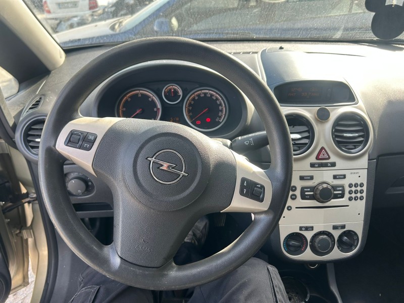 opel corsa d del año 2007