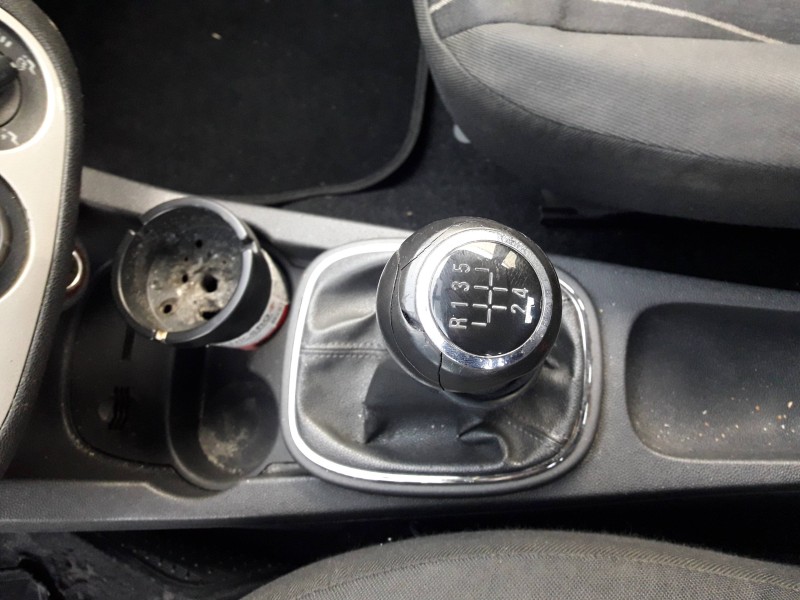 opel corsa d del año 2007