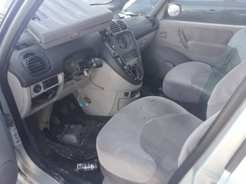 citroen xsara picasso del año 2004