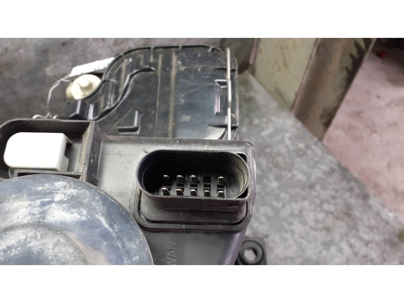 Recambio de faro izquierdo para seat leon (1p1) referencia OEM IAM 04660183  