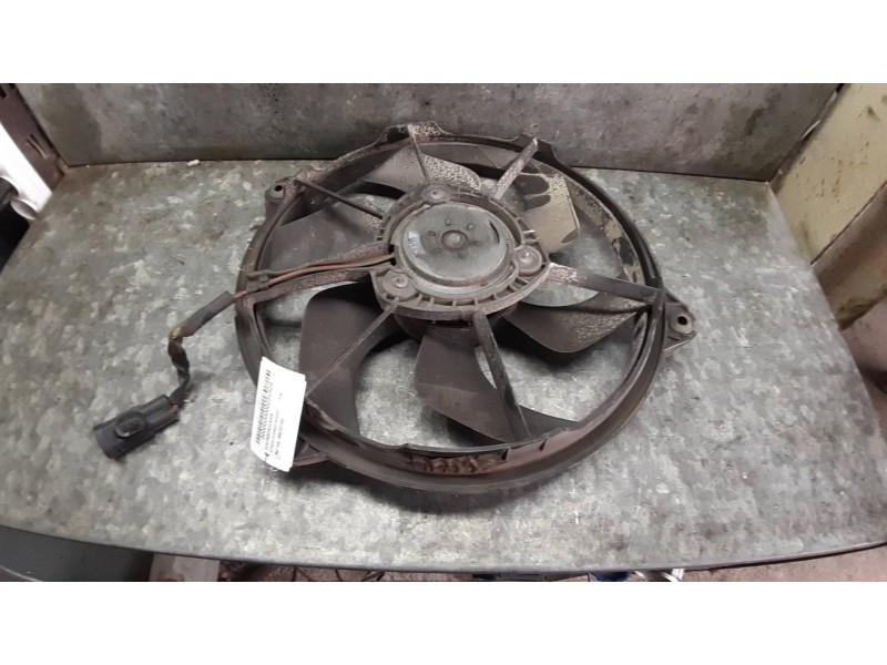 Recambio de electroventilador para citroen c4 grand picasso referencia OEM IAM 966157150  