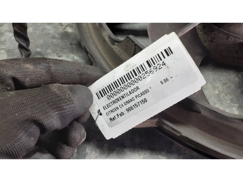 Recambio de electroventilador para citroen c4 grand picasso referencia OEM IAM 966157150  