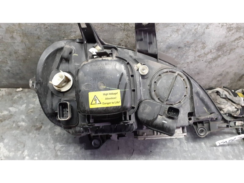 Recambio de faro izquierdo para mercedes-benz clase m (w163) referencia OEM IAM 22315500  