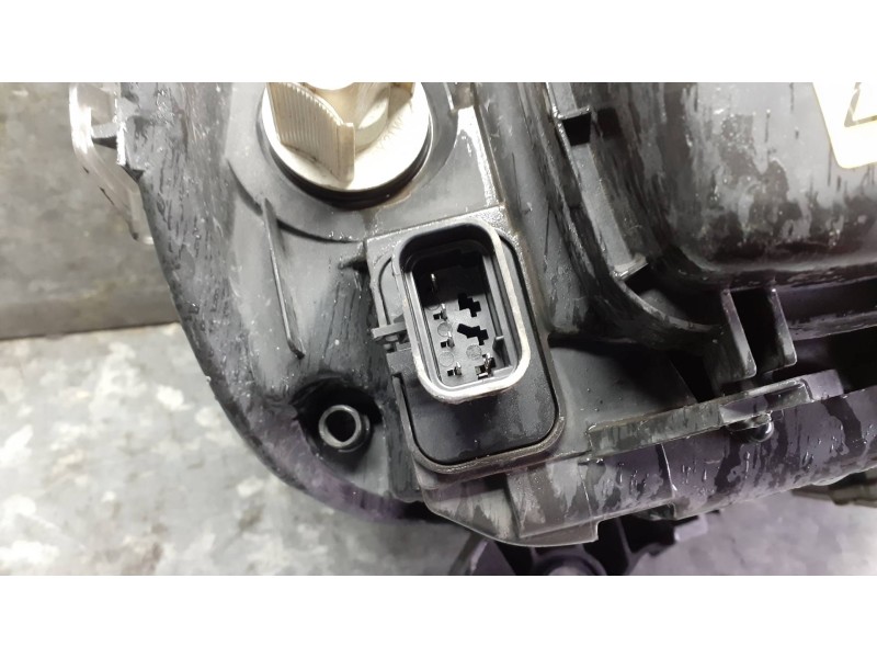 Recambio de faro izquierdo para mercedes-benz clase m (w163) referencia OEM IAM 22315500  