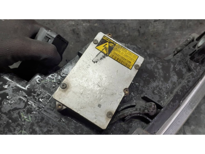 Recambio de faro izquierdo para mercedes-benz clase m (w163) referencia OEM IAM 22315500  