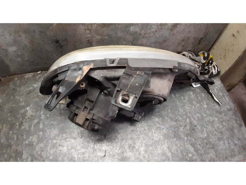 Recambio de faro izquierdo para mercedes-benz clase m (w163) referencia OEM IAM 22315500  