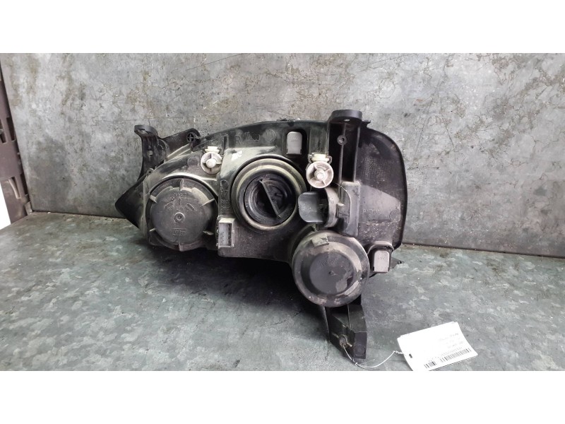Recambio de faro derecho para opel corsa c blue line referencia OEM IAM 13115007 89309241 