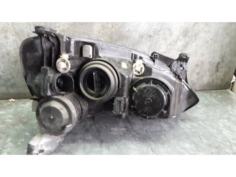 Recambio de faro izquierdo para opel corsa c blue line referencia OEM IAM 13115006 89309231 