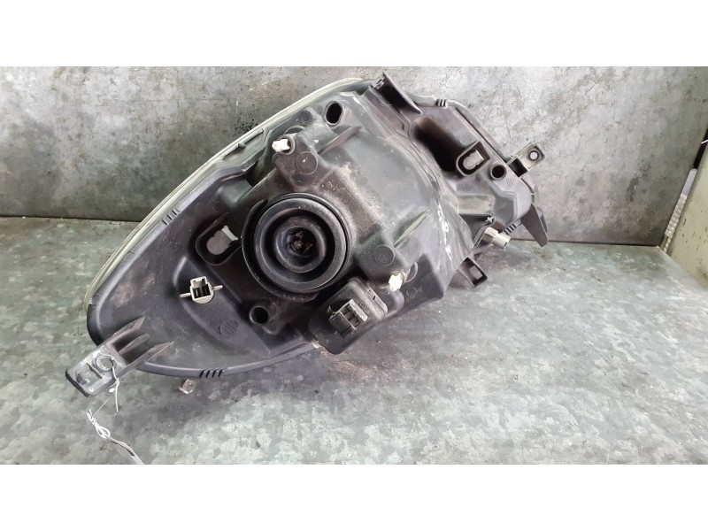 Recambio de faro derecho para nissan note (e11e) referencia OEM IAM 260109U100  
