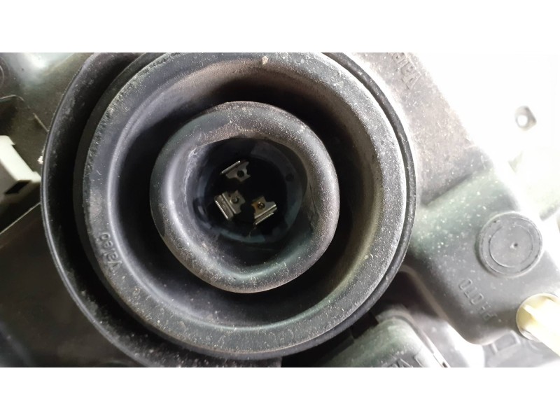 Recambio de faro derecho para nissan note (e11e) referencia OEM IAM 260109U100  