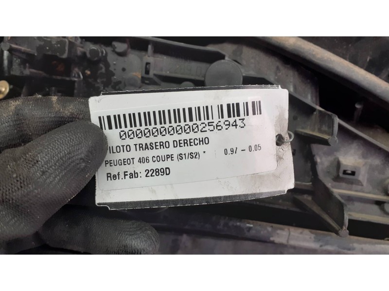 Recambio de piloto trasero derecho para peugeot 406 coupe (s1/s2) referencia OEM IAM 2289D  