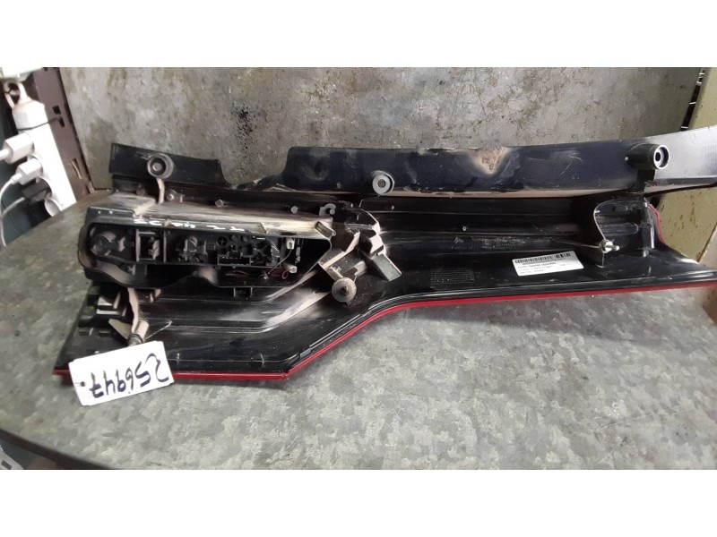 Recambio de piloto trasero izquierdo para citroen c4 grand picasso referencia OEM IAM 0094661  