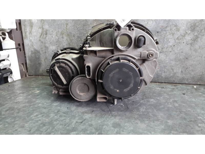 Recambio de faro derecho para mercedes-benz clase c (w203) sportcoupe referencia OEM IAM 15084600  