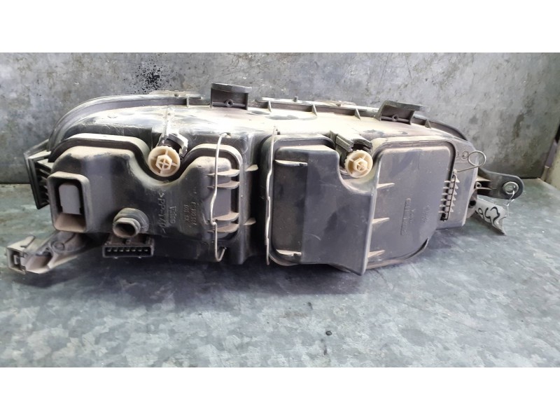 Recambio de faro izquierdo para fiat punto berlina (188) 1.2 8v referencia OEM IAM 89100449  