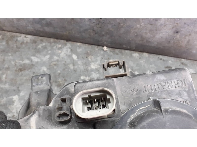 Recambio de faro derecho para renault megane i classic (la0) referencia OEM IAM 7700427870D  