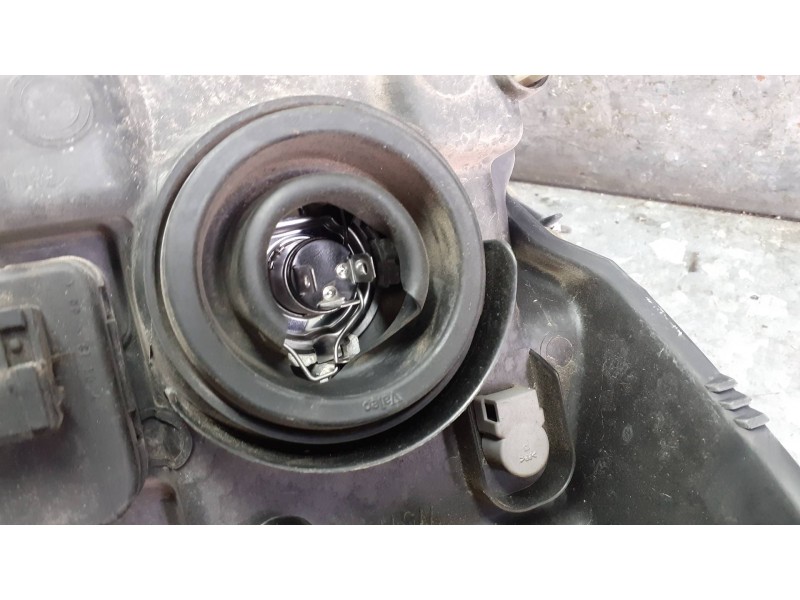 Recambio de faro izquierdo para nissan note (e11e) referencia OEM IAM 260609U100 89900916 