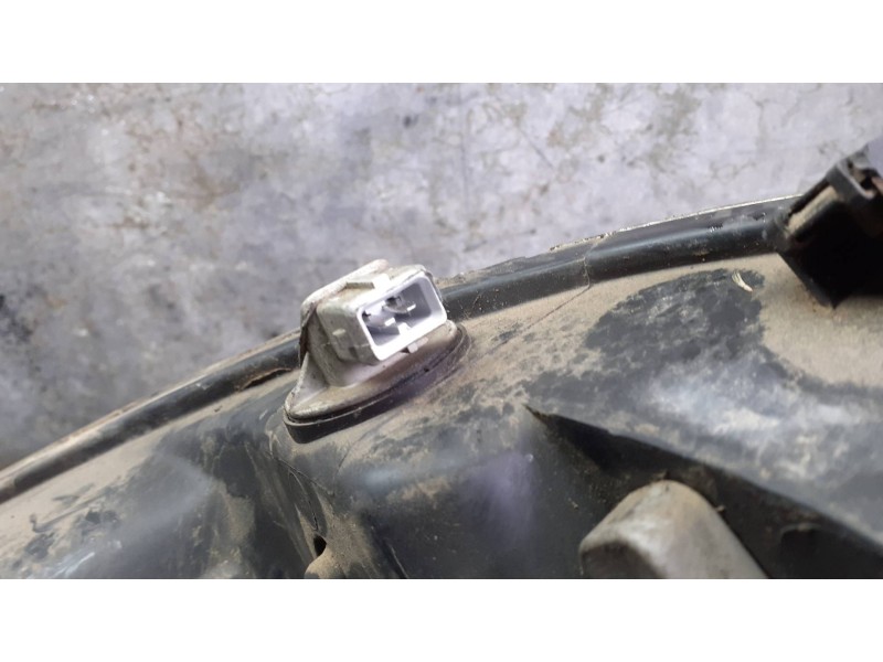 Recambio de faro izquierdo para peugeot 206 berlina referencia OEM IAM 9640559580  