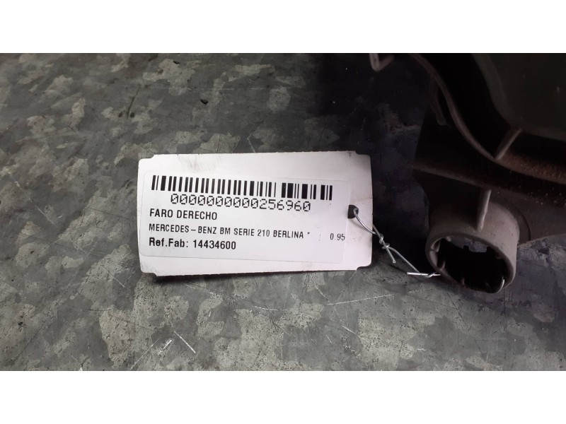 Recambio de faro derecho para mercedes-benz clase e (w210) berlina referencia OEM IAM 14434600  