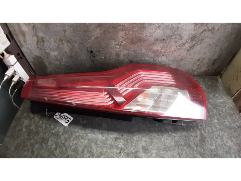 Recambio de piloto trasero derecho para citroen c4 grand picasso referencia OEM IAM 00946602RE  