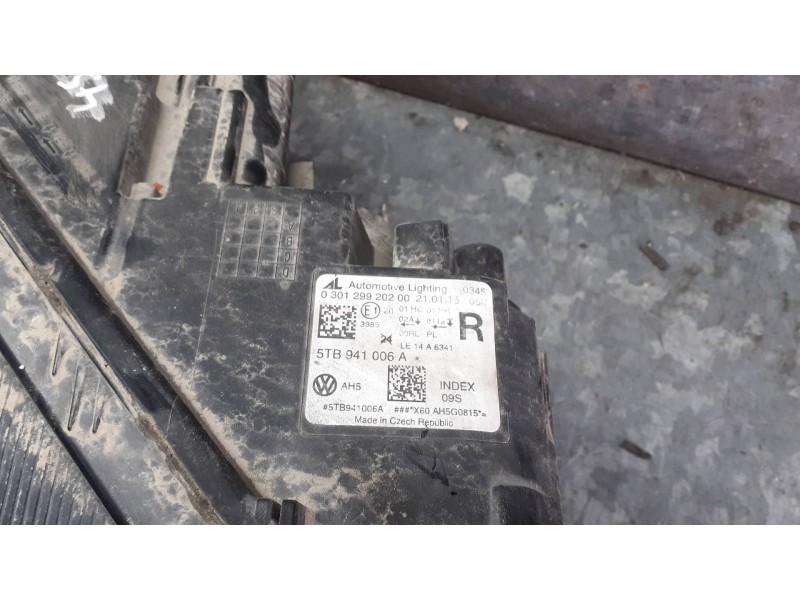 Recambio de faro derecho para volkswagen touran (5t1) referencia OEM IAM 5TB941006A  