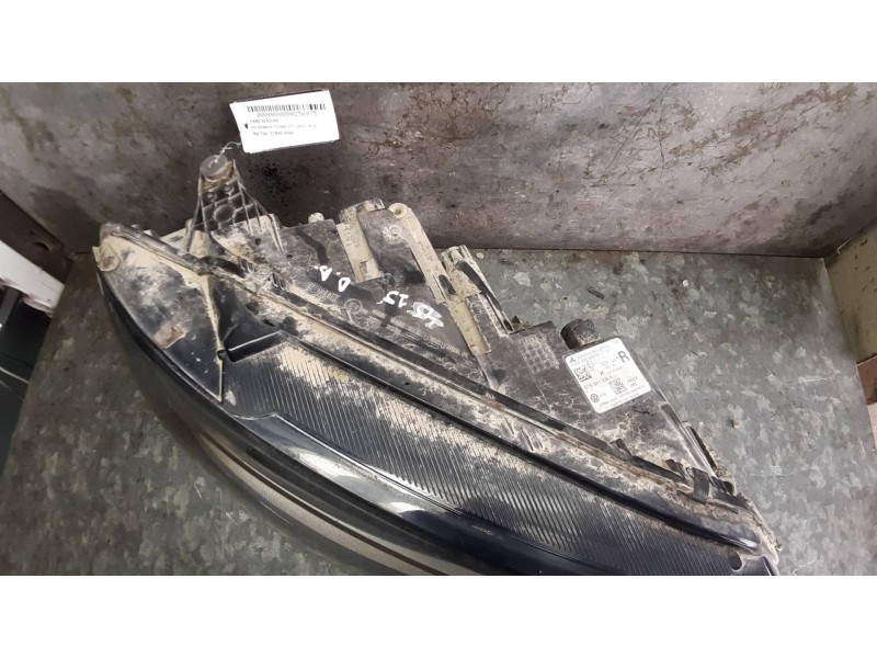 Recambio de faro derecho para volkswagen touran (5t1) referencia OEM IAM 5TB941006A  