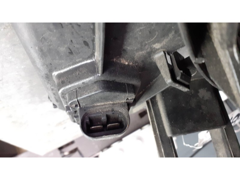 Recambio de electroventilador para renault megane ii berlina 5p referencia OEM IAM 8200151464  