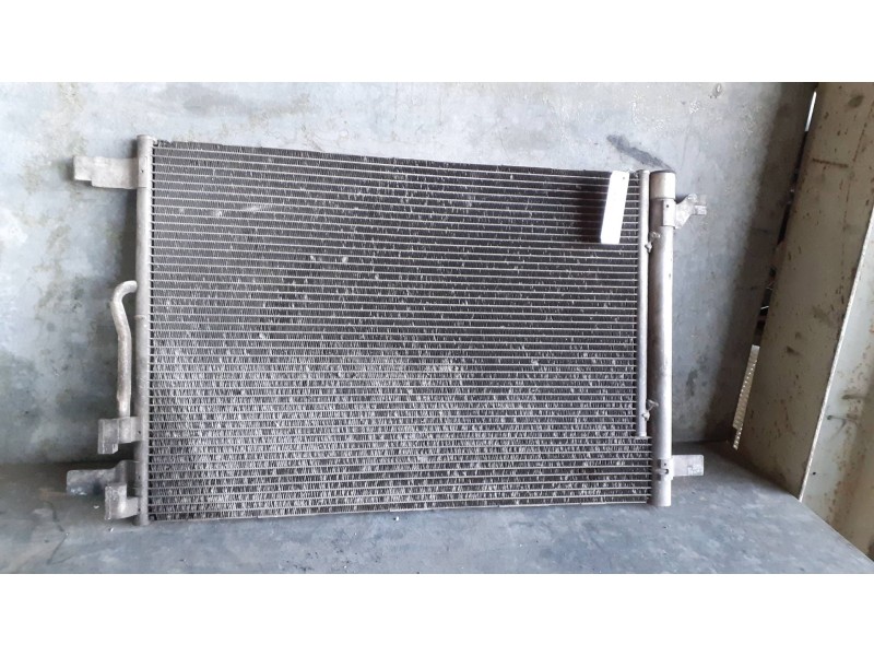 Recambio de condensador / radiador aire acondicionado para volkswagen touran (5t1) referencia OEM IAM 5Q0816411AR  