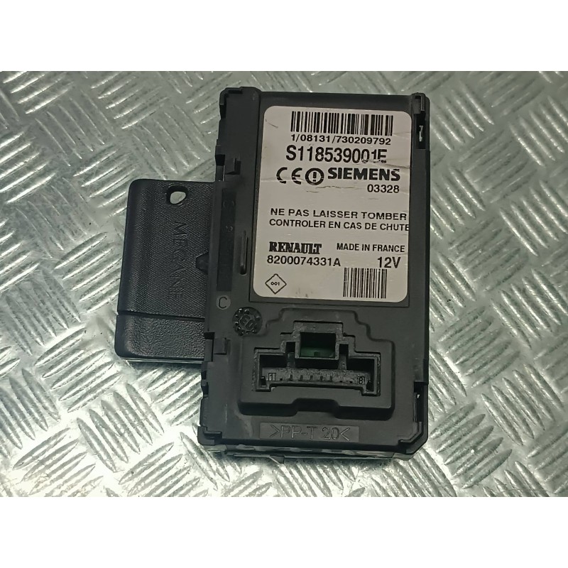 Recambio de conmutador de arranque para renault megane ii berlina 5p referencia OEM IAM 8200074331A S118539001E CON TARGETA