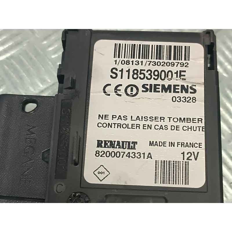 Recambio de conmutador de arranque para renault megane ii berlina 5p referencia OEM IAM 8200074331A S118539001E CON TARGETA