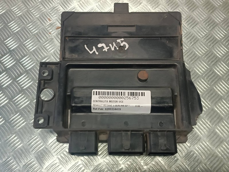 Recambio de centralita motor uce para renault megane ii berlina 5p referencia OEM IAM 8200334419 8200374152 DELPHI