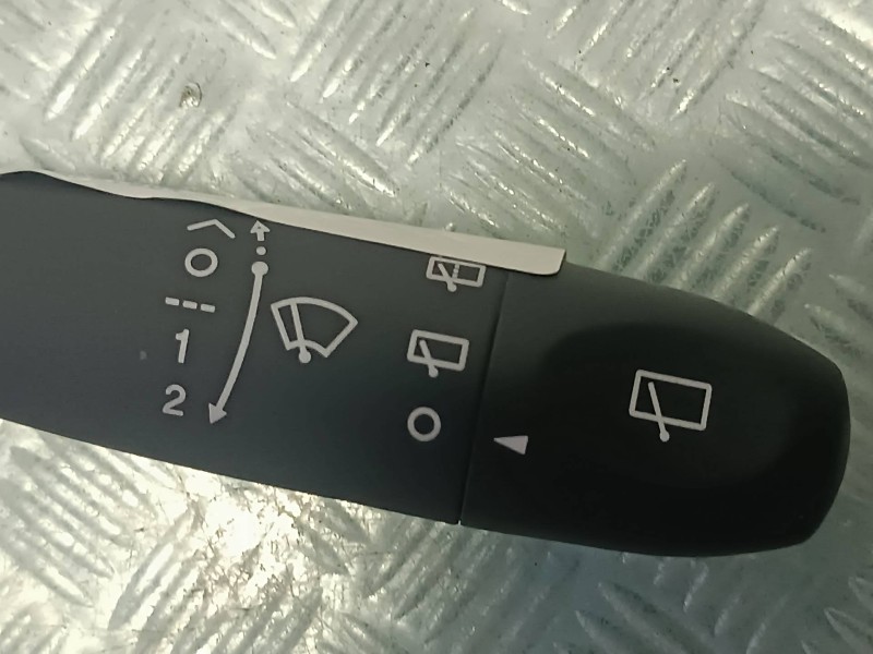 Recambio de mando limpia para hyundai i10 referencia OEM IAM 202007964  