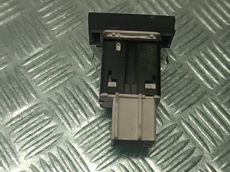 Recambio de interruptor para skoda octavia berlina (1u2) referencia OEM IAM 1Z0927134B CONECTOR 4 PINES ESP