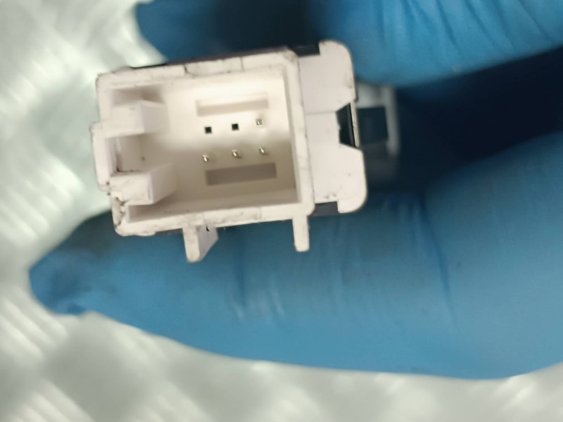 Recambio de interruptor para skoda octavia berlina (1u2) referencia OEM IAM 1Z0927134B CONECTOR 4 PINES ESP