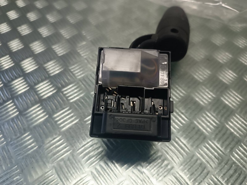 Recambio de mando limpia para mazda 6 lim. (gh)(.2012) referencia OEM IAM 17F8992  