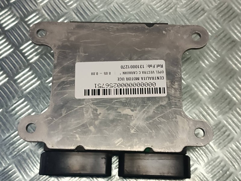 Recambio de centralita motor uce para opel vectra c caravan referencia OEM IAM 1310001270 8972586910 ISUZU