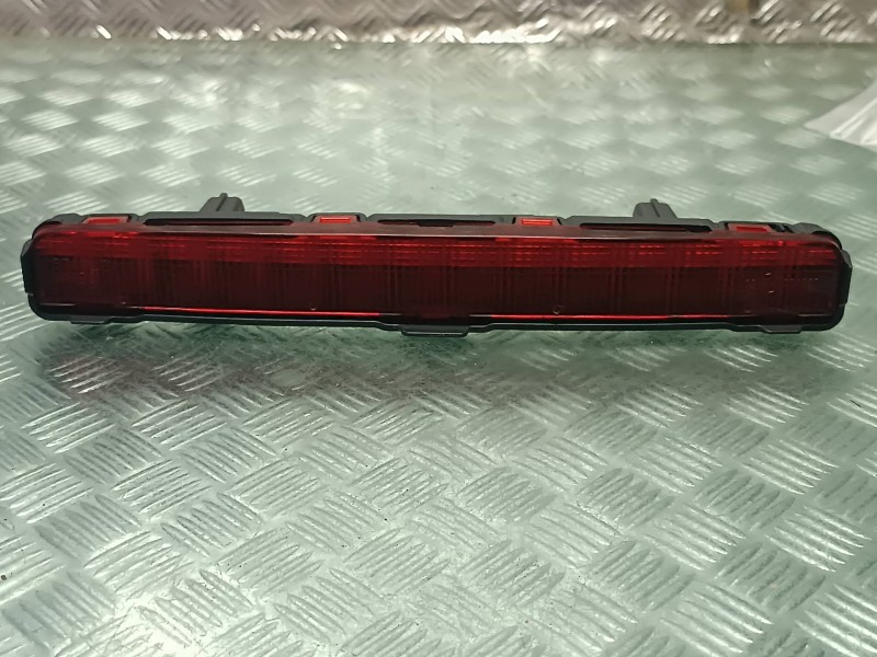 Recambio de luz central de freno para mazda 6 lim. (gh)(.2012) referencia OEM IAM GHK151580 K2442 W0969