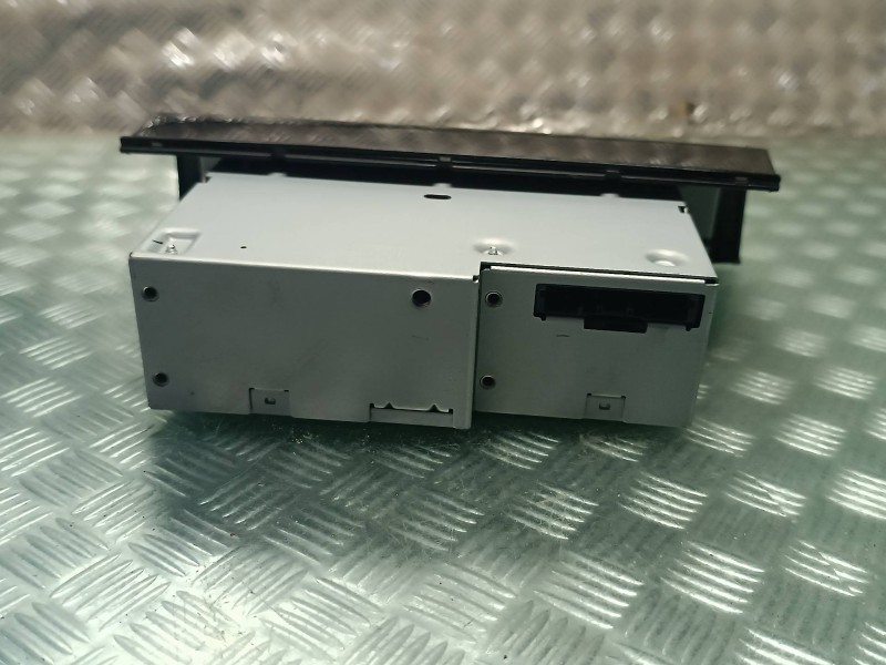 Recambio de sistema audio / radio cd para mazda 6 lim. (gh)(.2012) referencia OEM IAM GMB6669G0 KA087 