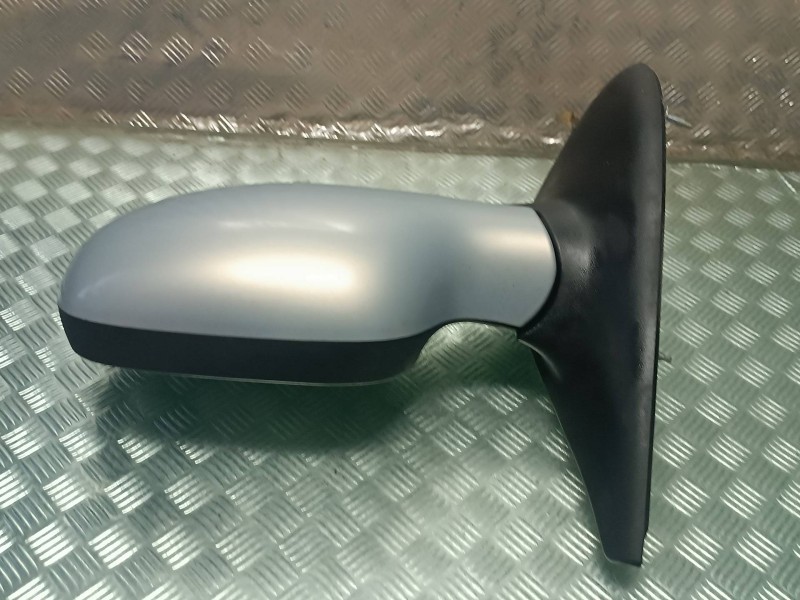 Recambio de retrovisor izquierdo para renault megane i classic (la0) referencia OEM IAM 16430  ELECTRICO
