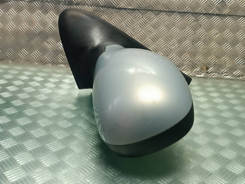 Recambio de retrovisor izquierdo para renault megane i classic (la0) referencia OEM IAM 16430  ELECTRICO