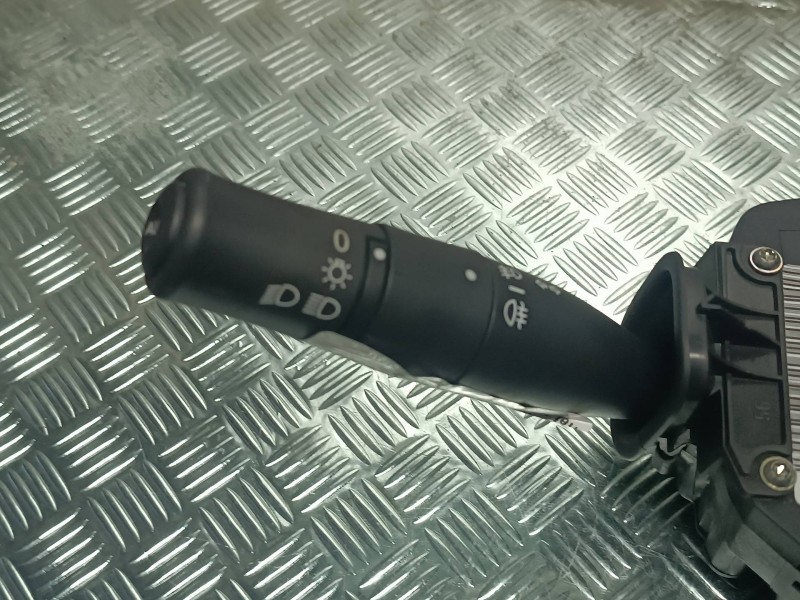 Recambio de mando luces para renault megane ii berlina 5p referencia OEM IAM 820021646210J8 987M178M0103 VALEO