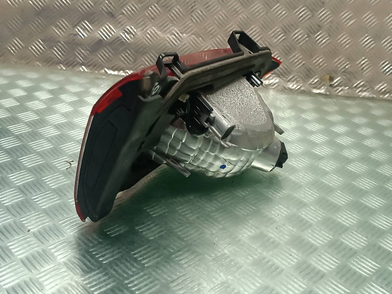 Recambio de piloto trasero derecho interior para mazda 6 lim. (gh)(.2012) referencia OEM IAM 22665044  